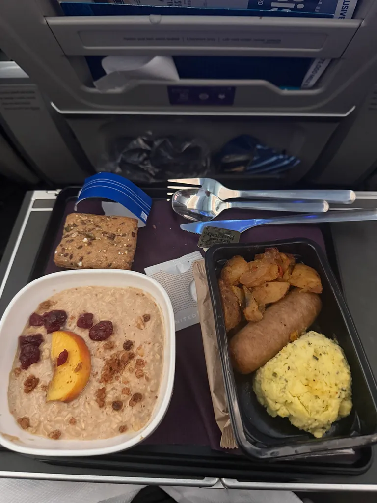 airplane breakfast