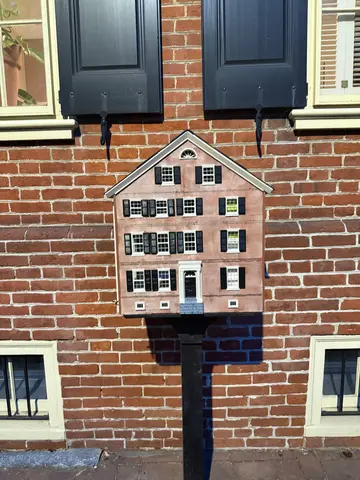 little library modeled after house