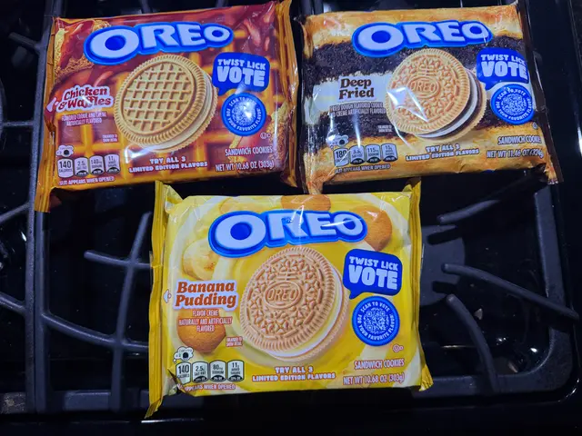 weird oreo taste-off