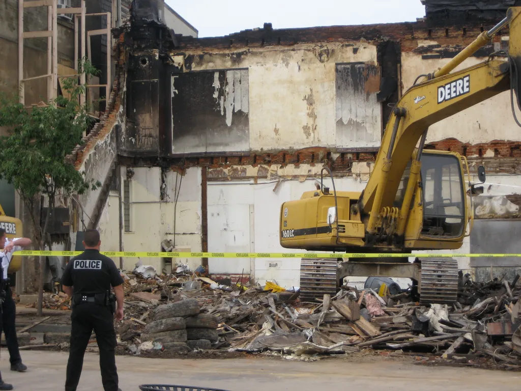 rest in peace, 3rd Street's (and Greeker's)