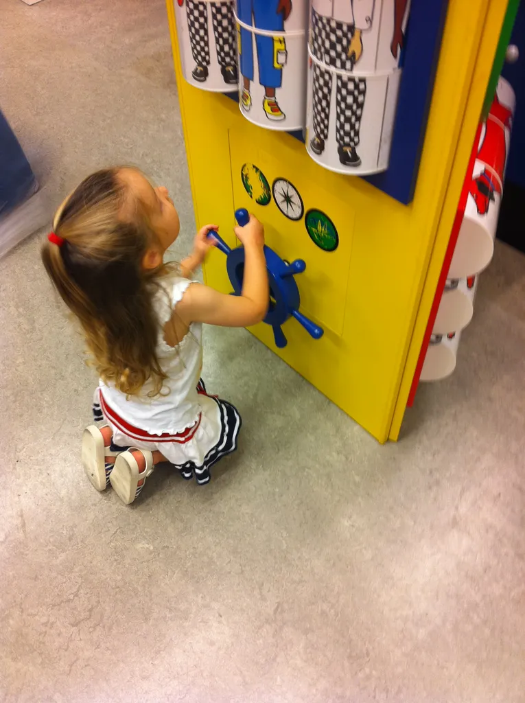 Martha plays at IKEA