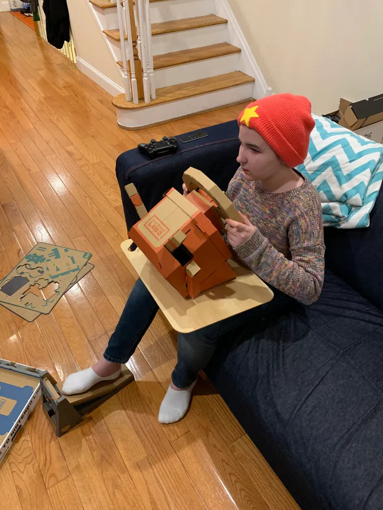 Martha plays Labo