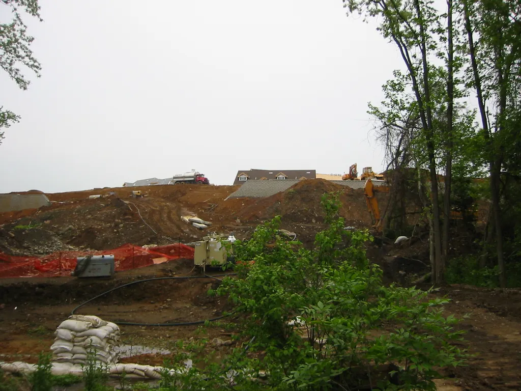 the towpath, construction