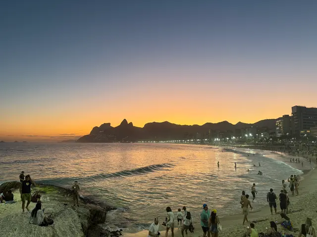 the sunset at Arpoador