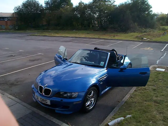 drg's bmw, front 3/4