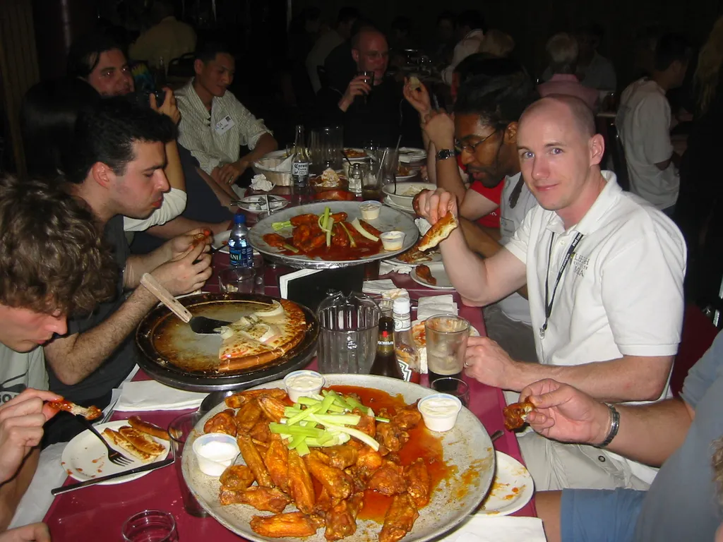 yapc::na 2004, wings at anchor bar