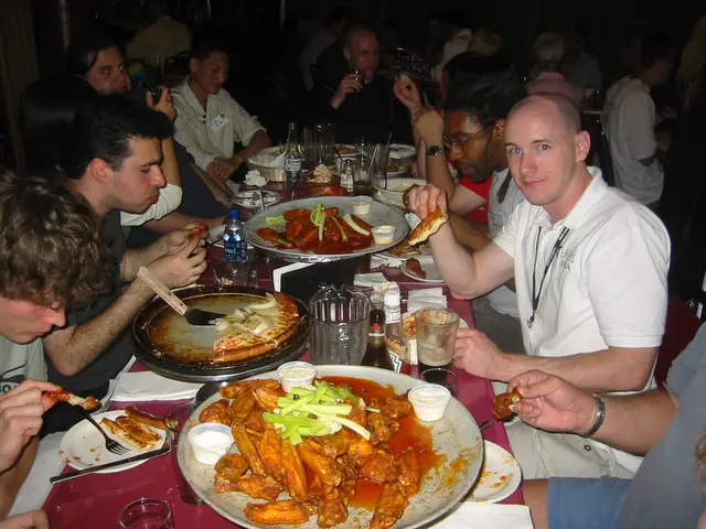 yapc::na 2004, wings at anchor bar