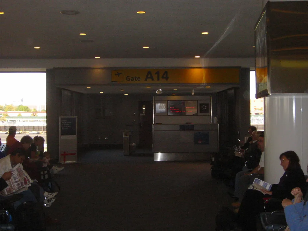 road trip, 2003-10, Gate 14