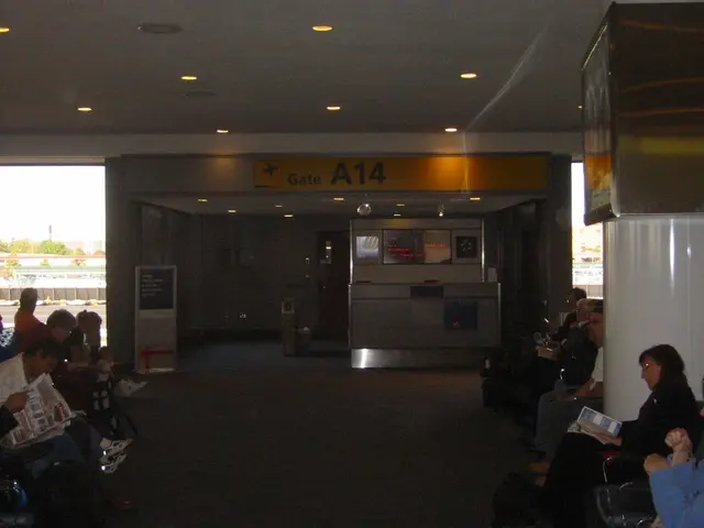 road trip, 2003-10, Gate 14
