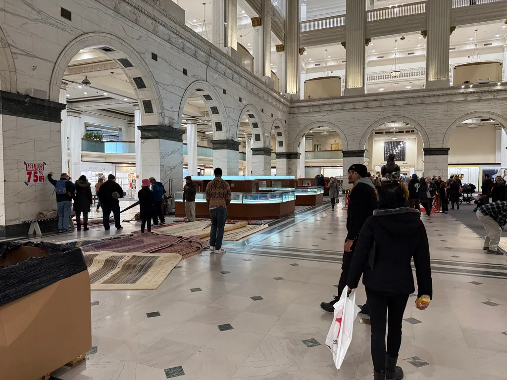 the closing of Macy's