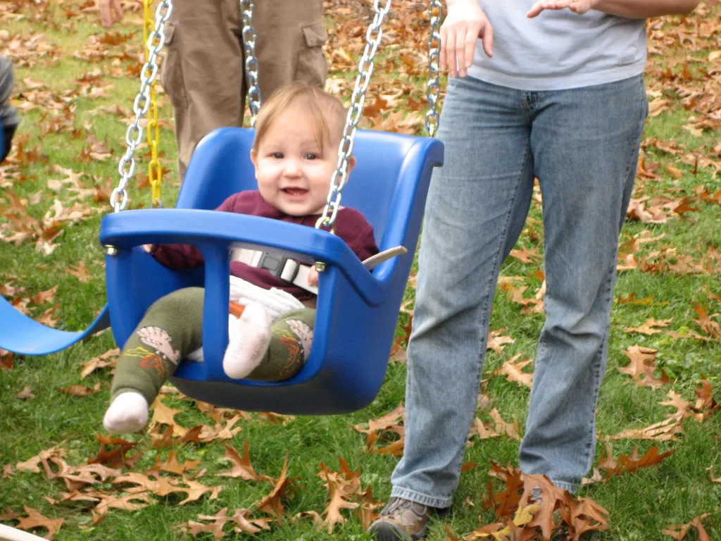 martha swinging!