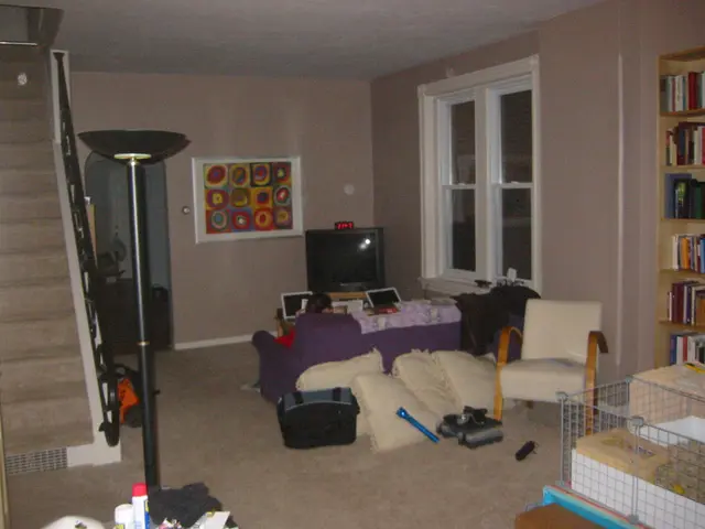 living room, from the northwest