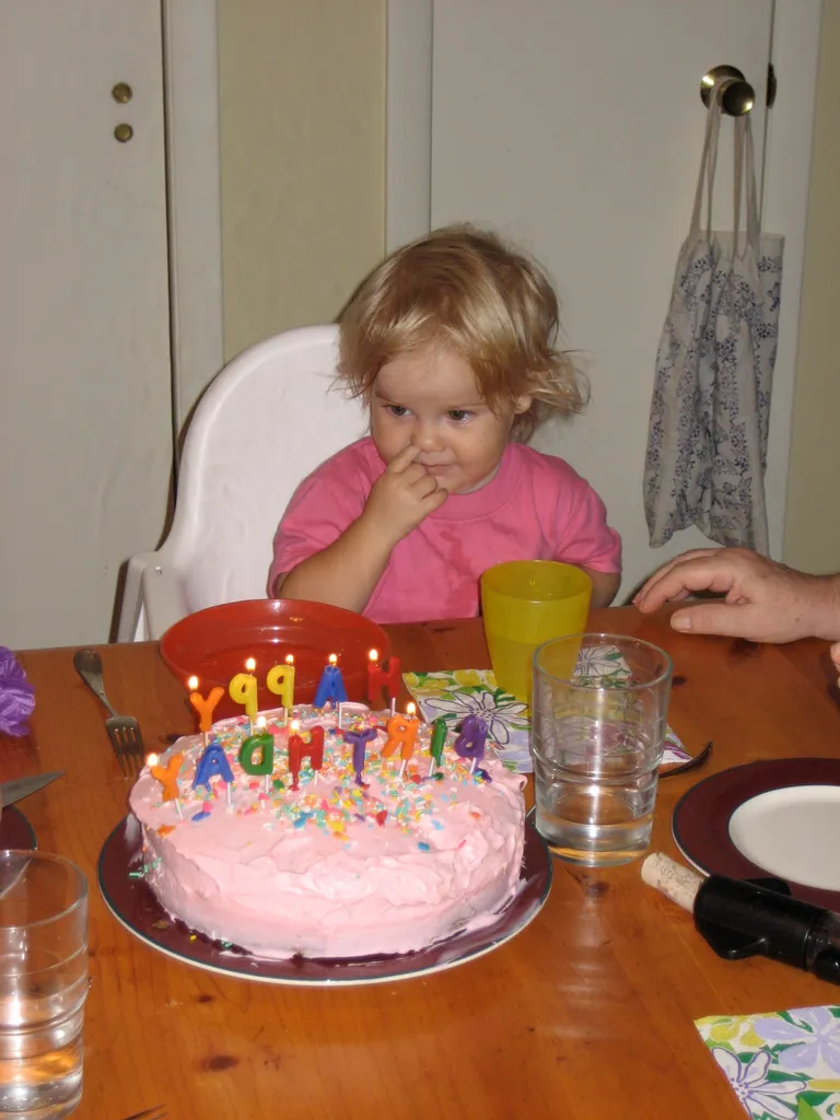 anika receives her cake