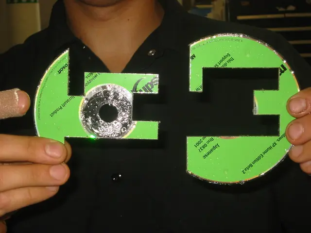 destroying old msdn discs, img_1789