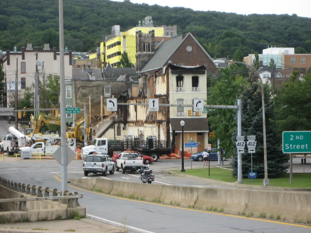 rest in peace, 3rd Street's (and Greeker's)