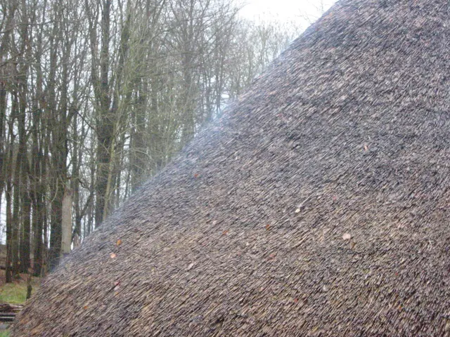 smokey thatch