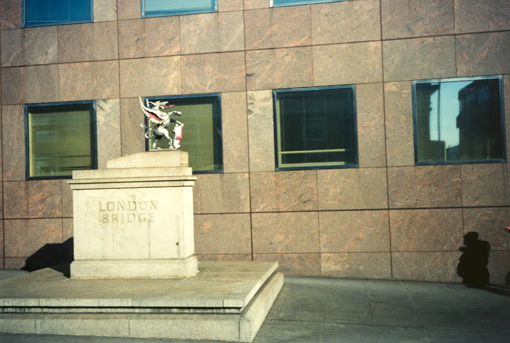 london band trip, 1994: London Bridge