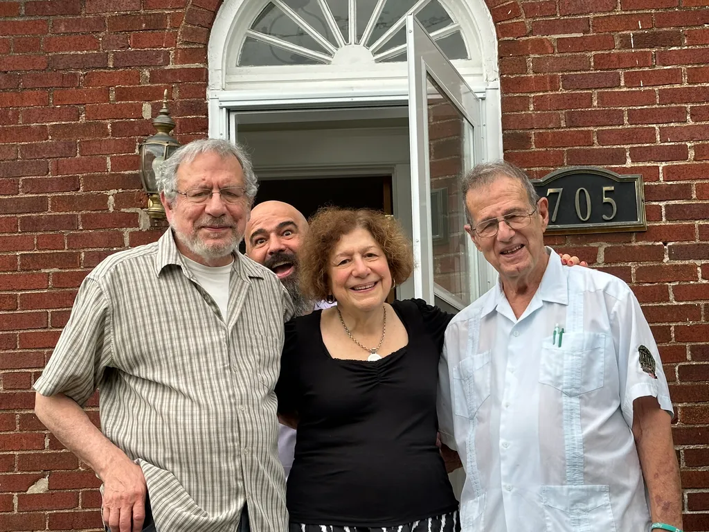 dad and his sibs