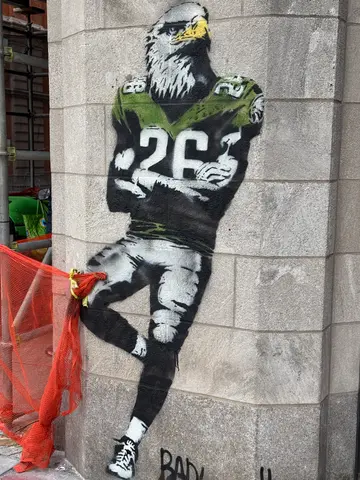 Eagle graffiti