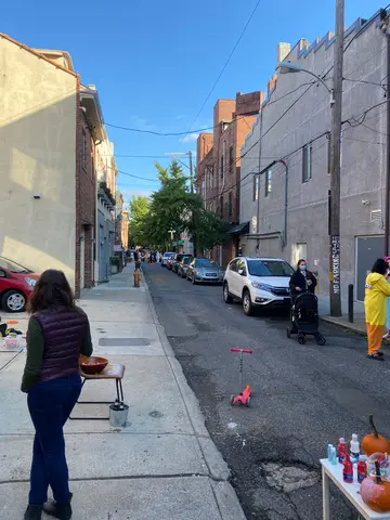 tiny block party!