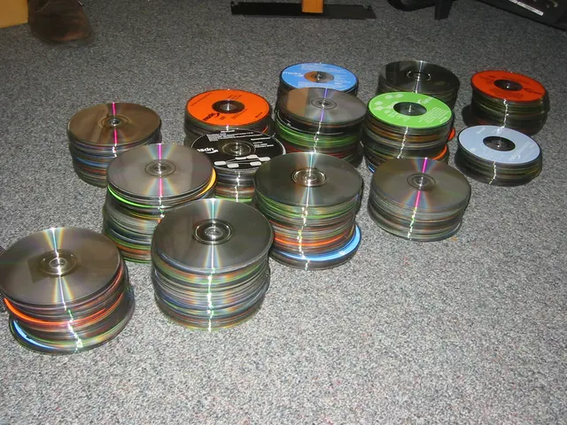 destroying old msdn discs, img_1765