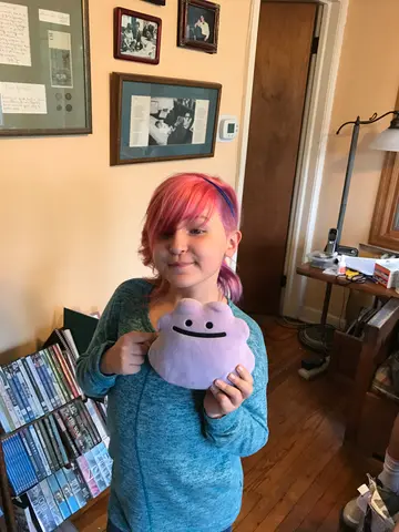 pink hair, pink ditto