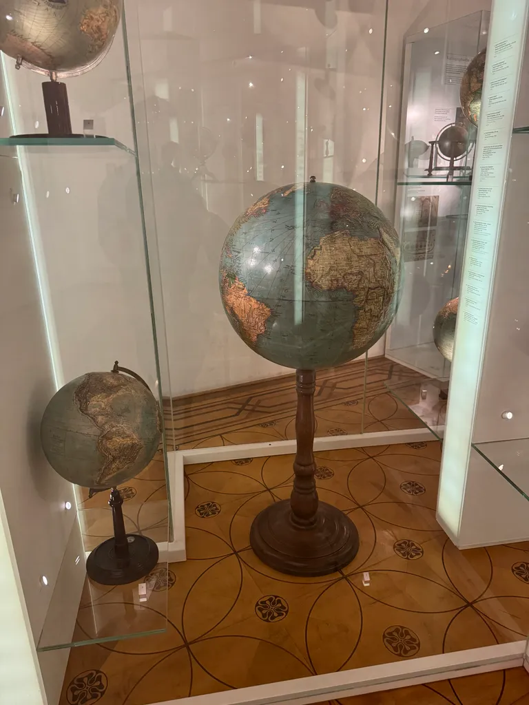 globe museum