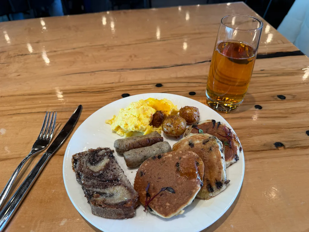 pre-flight brunch