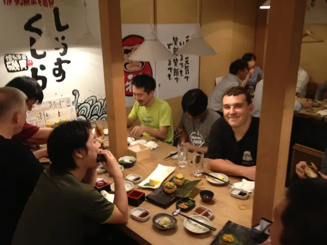 speaker/foreigner dinner with the locals