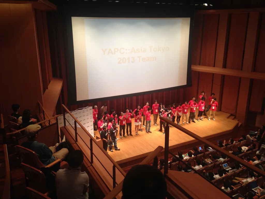 look at all those volunteers