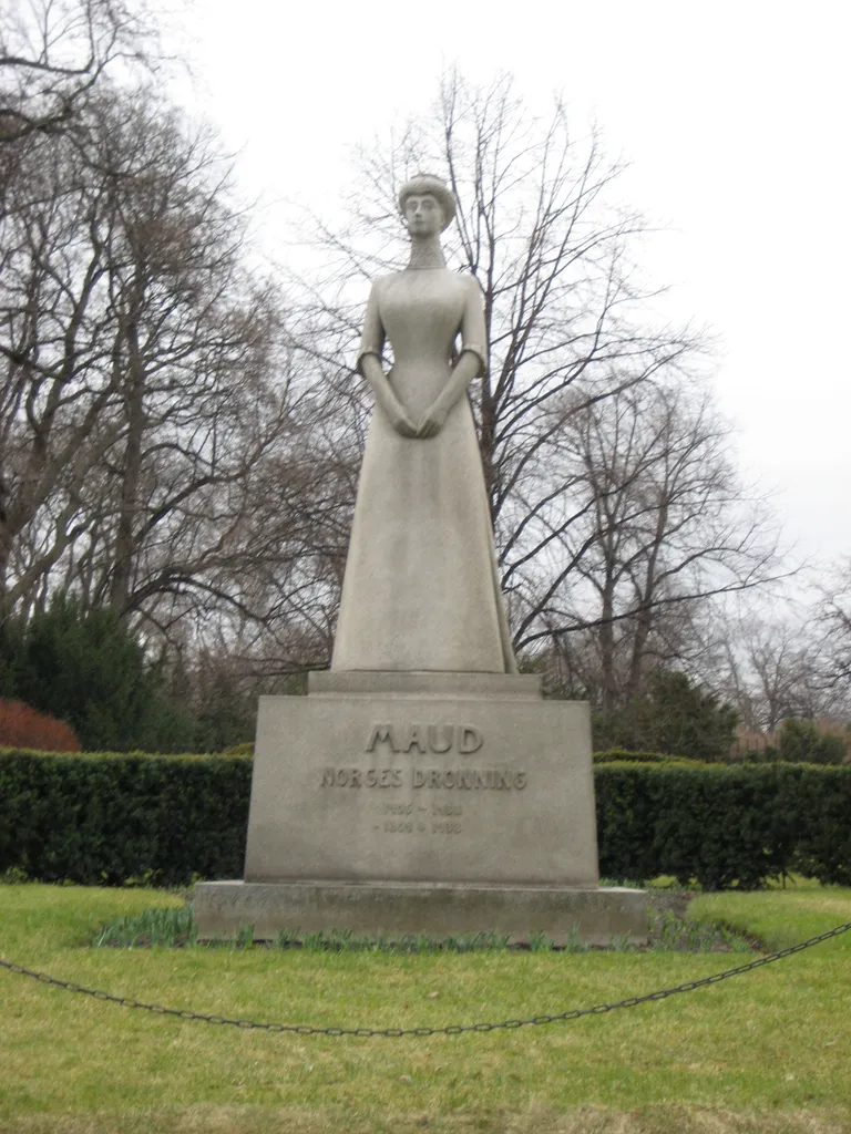 maud (whoever she is)