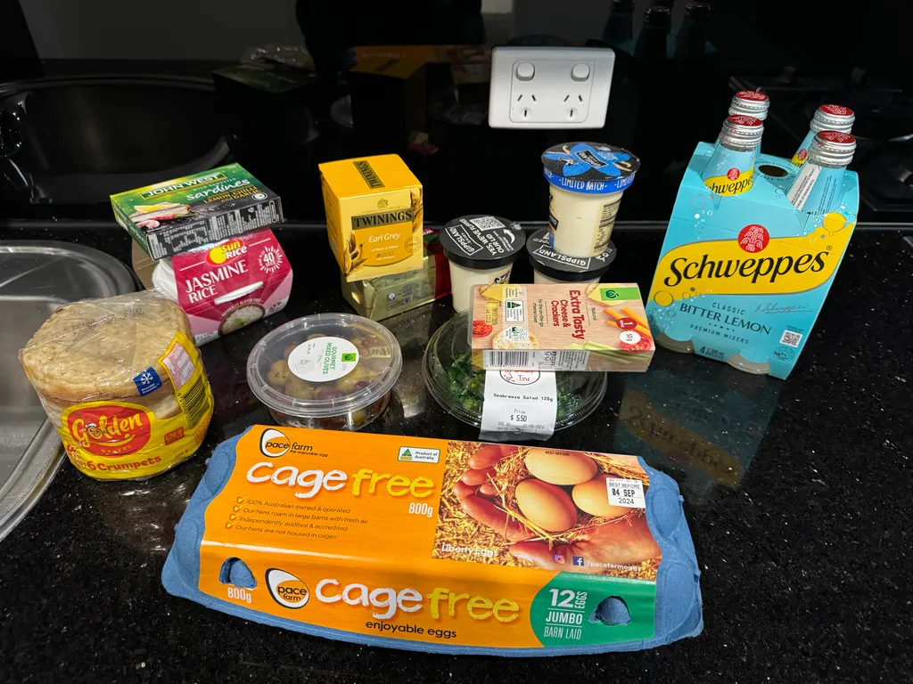 Melbourne grocery run, first night