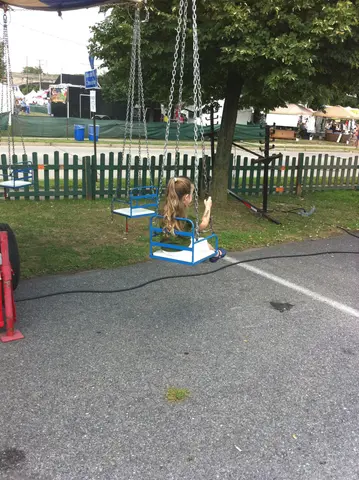 swinging at the fest!