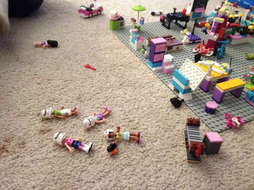 LEGO Friends / Troopers