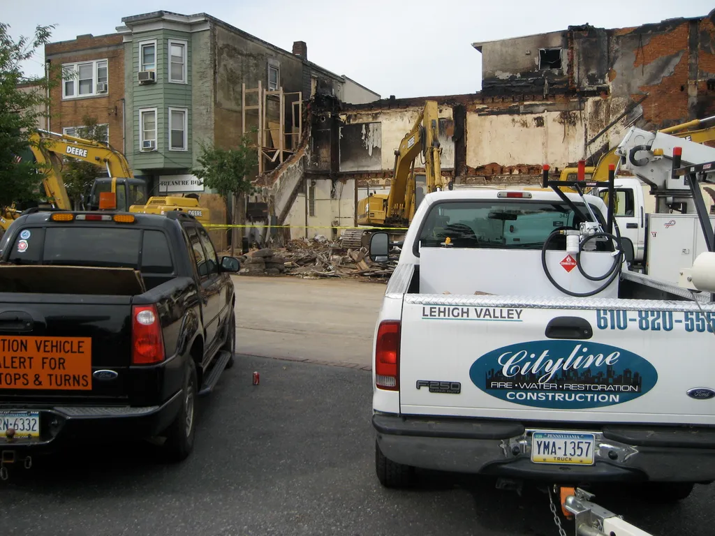rest in peace, 3rd Street's (and Greeker's)