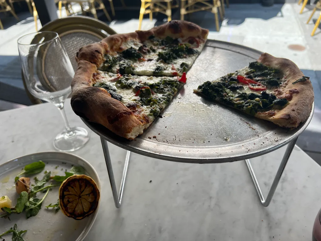 pizza at prunella