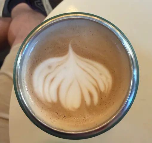 latte art garlic