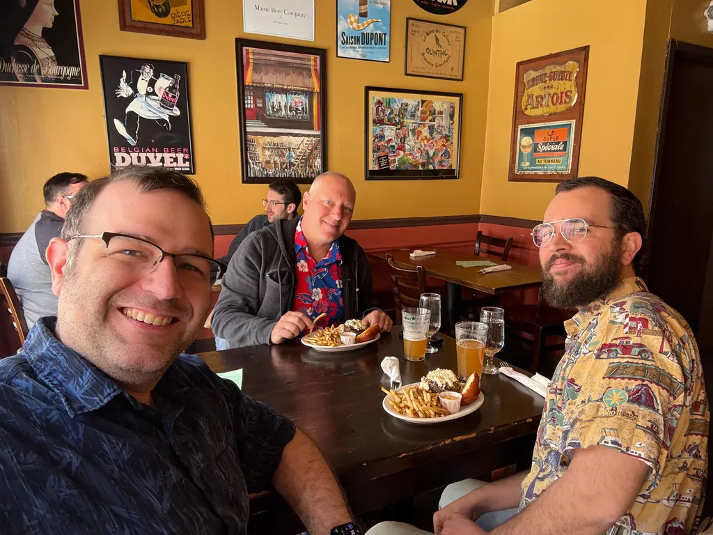 lunch at Monk's