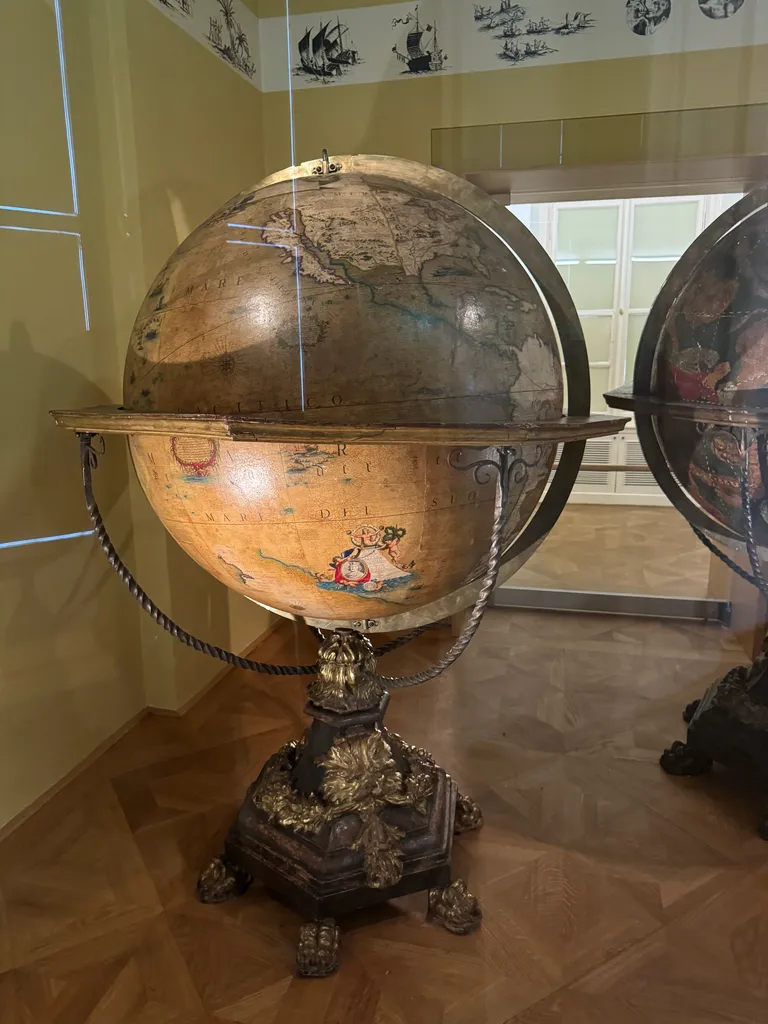 globe museum