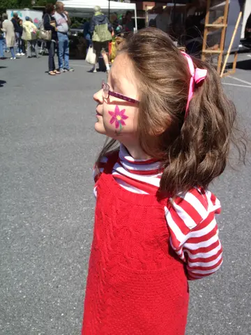 free face painting at the Emmaus farmers' market