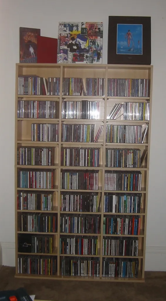 cd_shelf