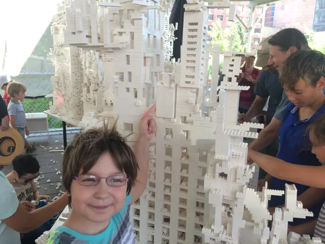 high line cooperative lego structure