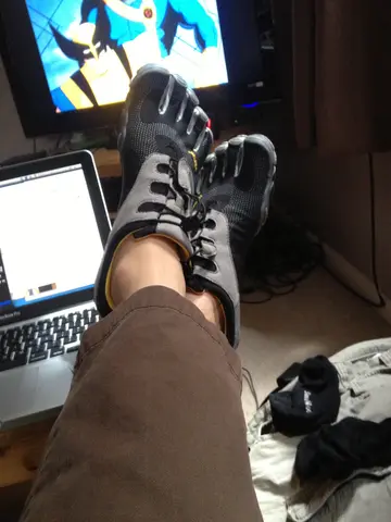 rjbs with five finger shoes?