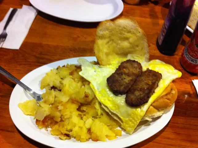 what $4 gets you at Darto's