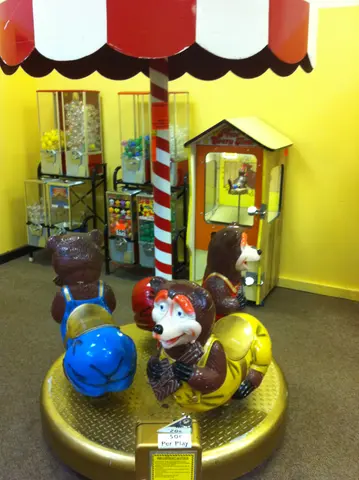 depressing games at the depressing mall