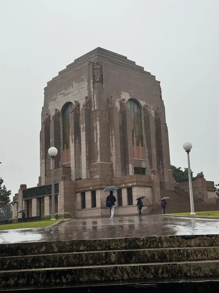 the shrine of remembrance