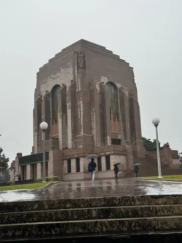 the shrine of remembrance