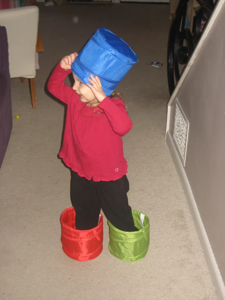 look, it's me under this bucket!