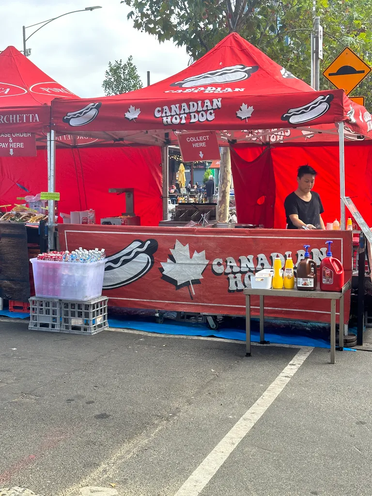 Canadian hot dog