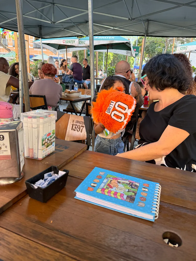 Eva meets Gritty